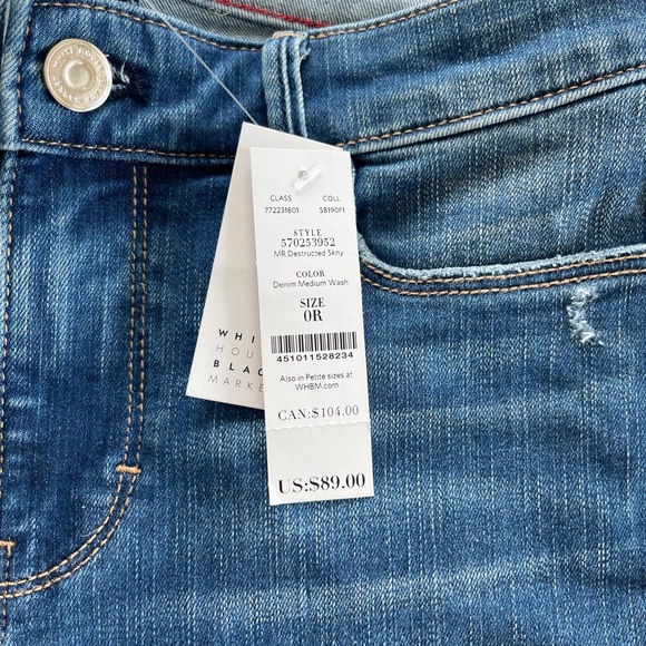 Mid-Rise Destructed Skinny Ankle Jeans NWOT - Picture 4 of 7